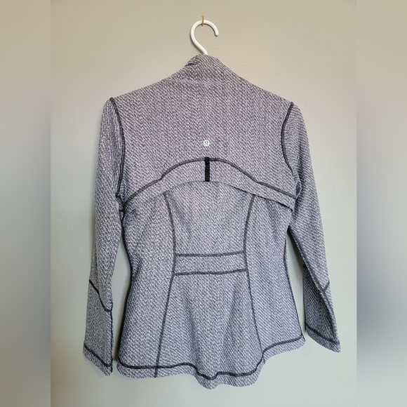 Mid weight, mid layer full zip sweater - Picture 4 of 4